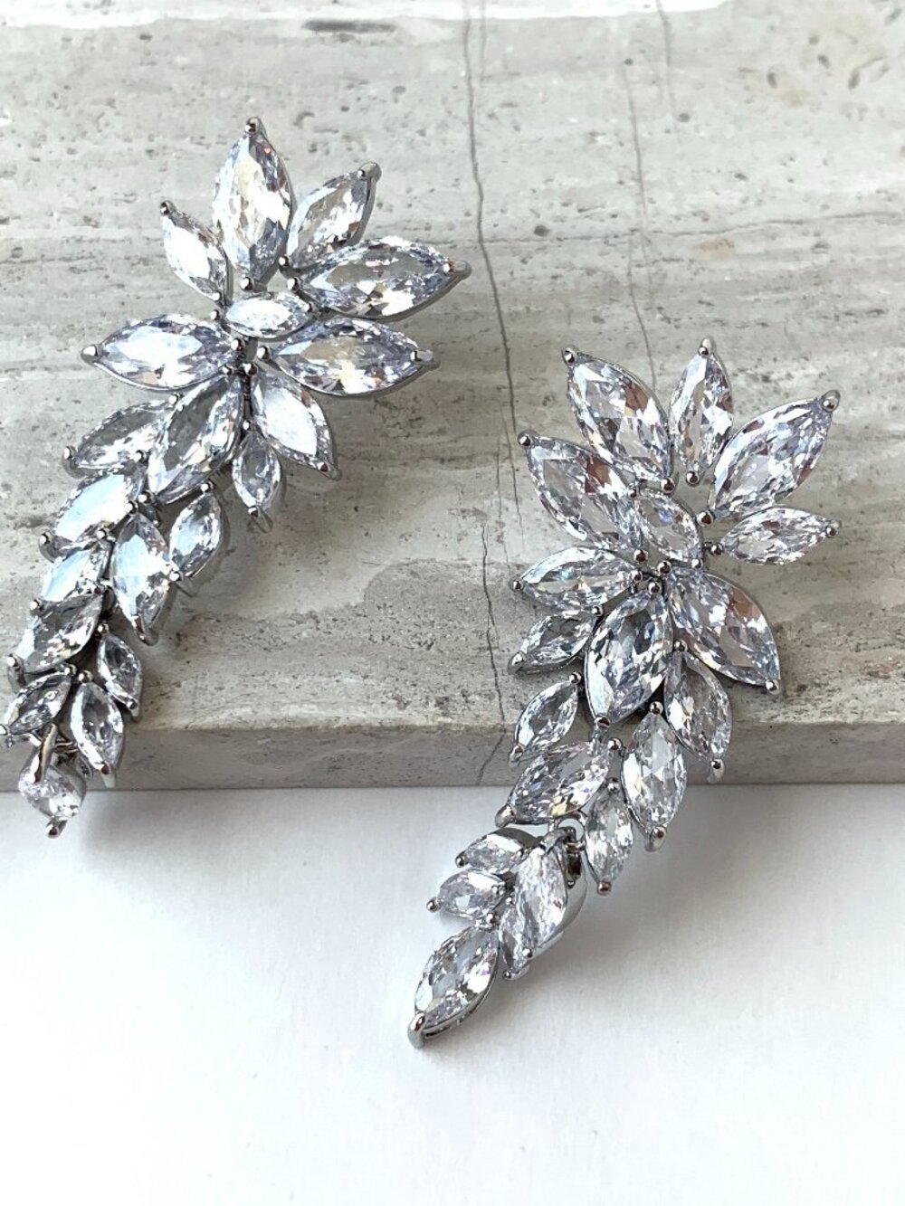 NEW Anthropologie SHASHI Luciana Crystal Earrings
